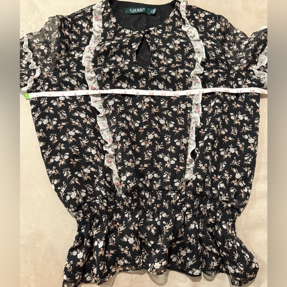 Lauren Ralph Lauren Aindrea Womens Ruffles Smocked Blouse Size SP - Picture 12 of 13